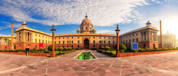 Auswandern nach Indien: Politik