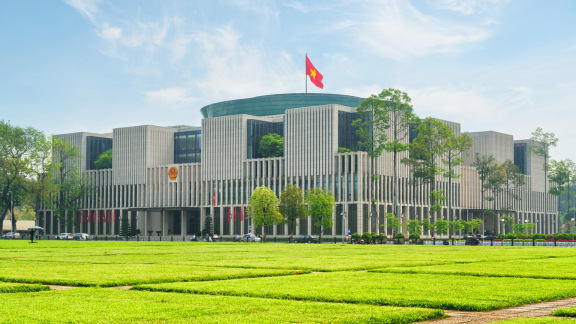 Emigrate to Vietnam: Politics