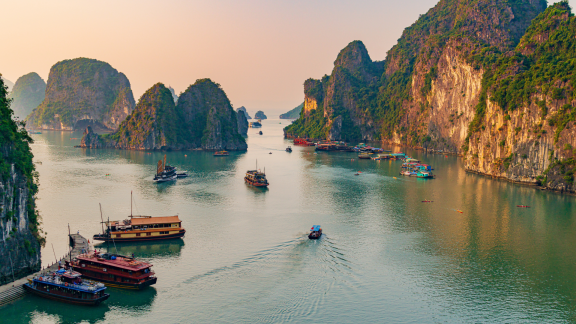 Emigrate to Vietnam: million city